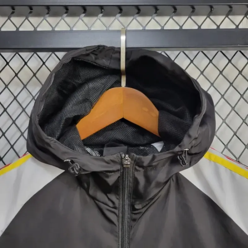 2024/2025 Juventus Windbreaker Football Shirt