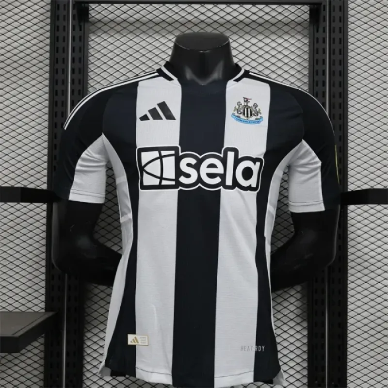 24/25 Newcastle Home Black Player Soccer jersey