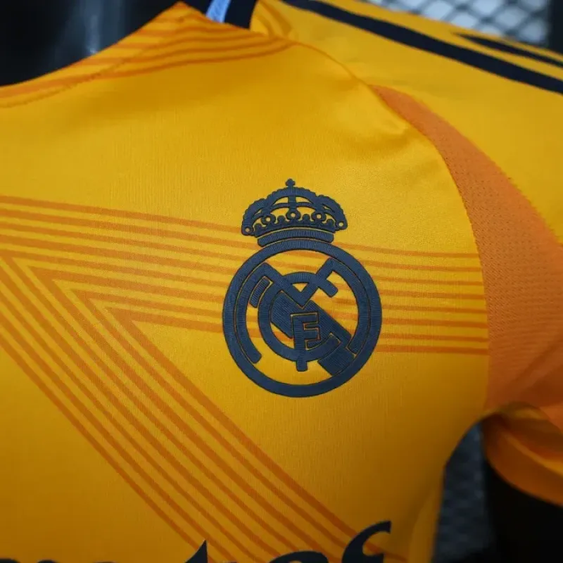 2024-2025 Real Madrid Special Edition Player Edition Green Jersey 1:1 Thailand Quality