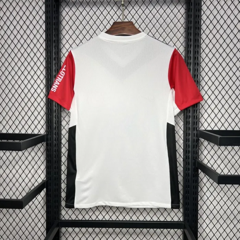 Frankfurt Home Jersey 24/25 Football Kit