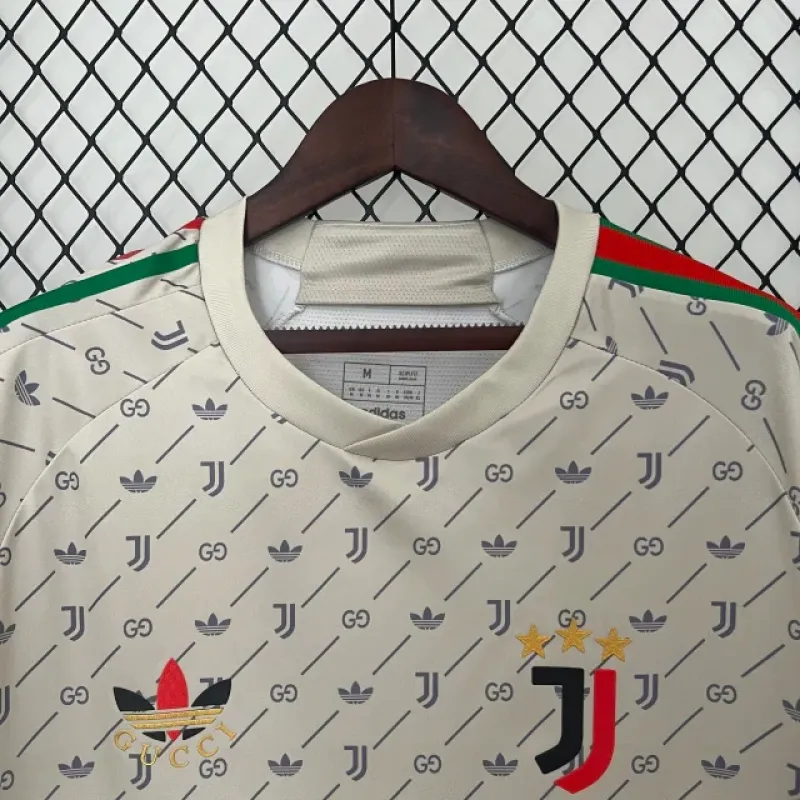 Player Edition - Juventus 24/25 Special Edition Jersey