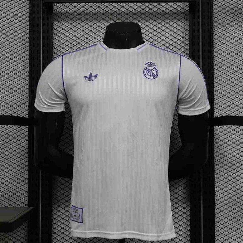 Player Version Real Madrid 2025 Retro Football Jersey