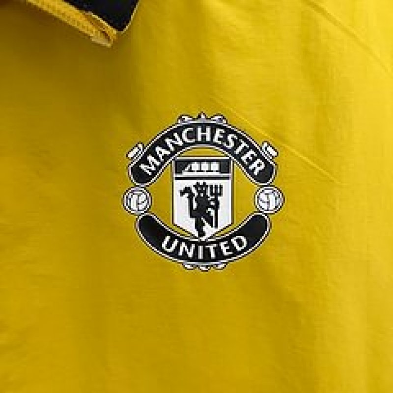 24/25 Manchester United Reversible Windbreaker Soccer Jersey