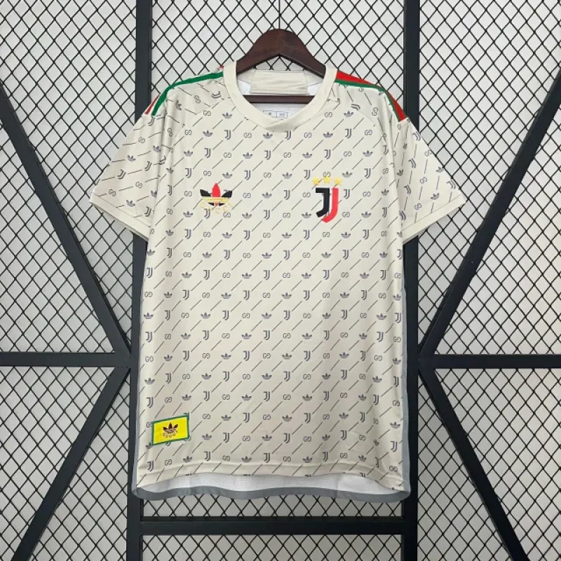 Player Edition - Juventus 24/25 Special Edition Jersey