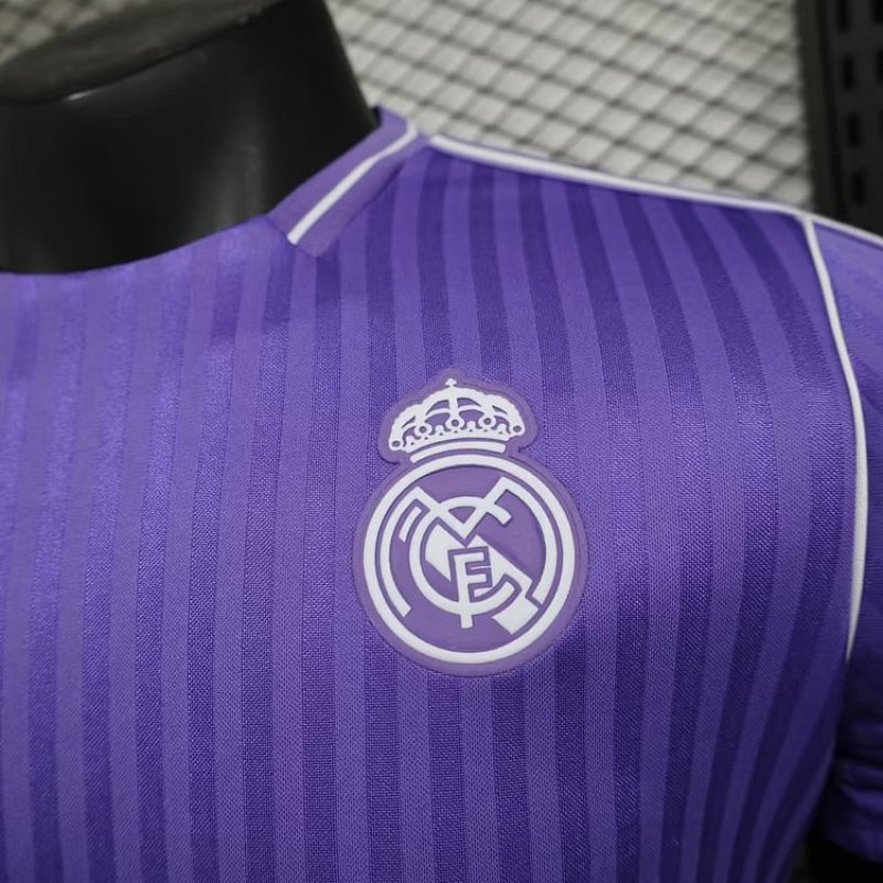 Player Version Real Madrid 2025 Retro Football Jersey