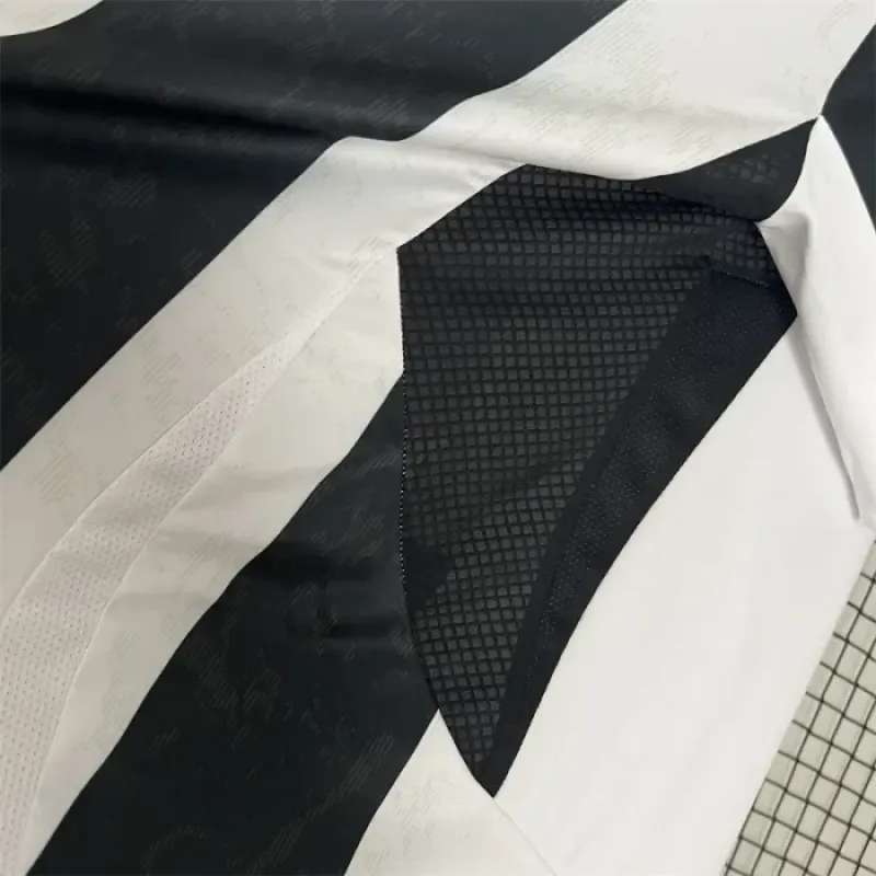 24/25 Juventus Home Soccer Jersey