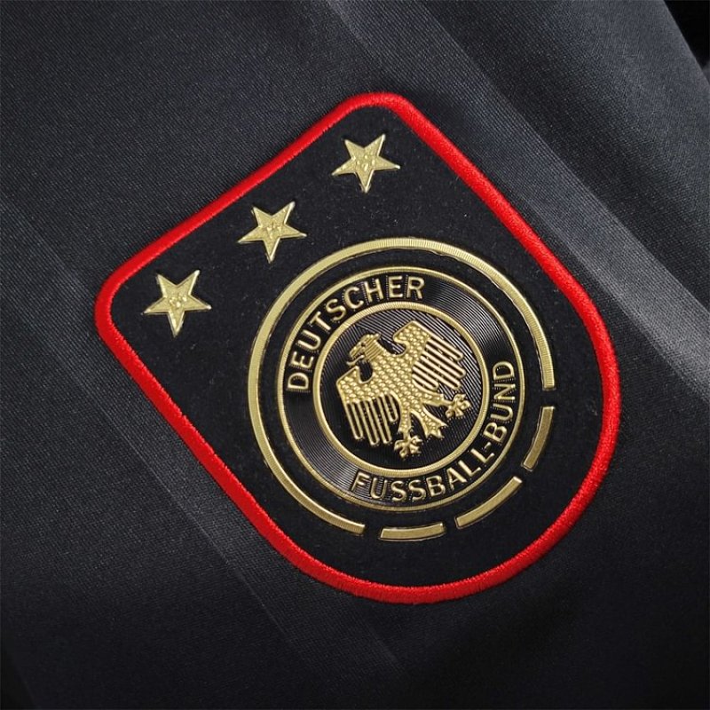2010 Germany Retro Away Football Jersey