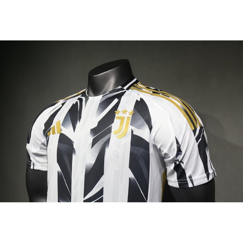 Player Edition - Juventus 24/25 Special Edition Jersey