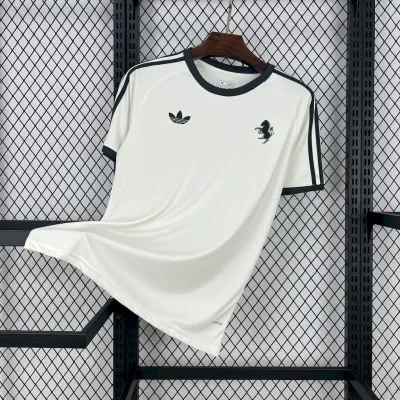 Juventus 24/25 Retro Jersey