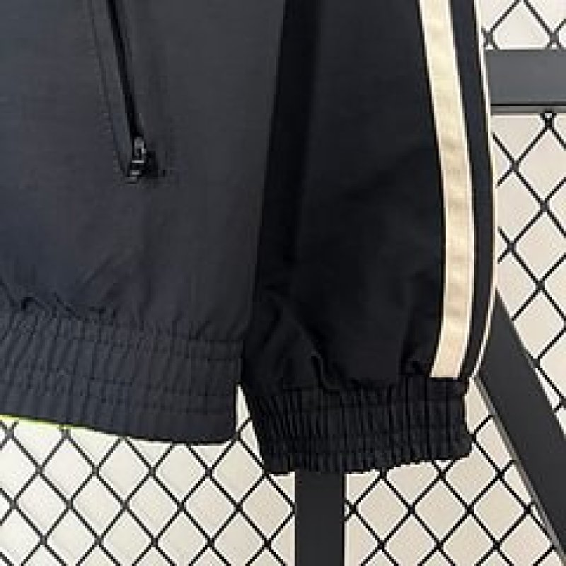 24/25 Manchester United Reversible Windbreaker Soccer Jersey