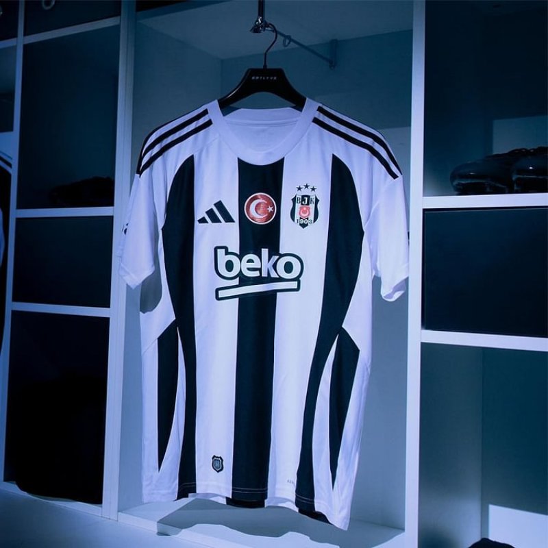 24/25 Beşiktaş J.K Third football jersey