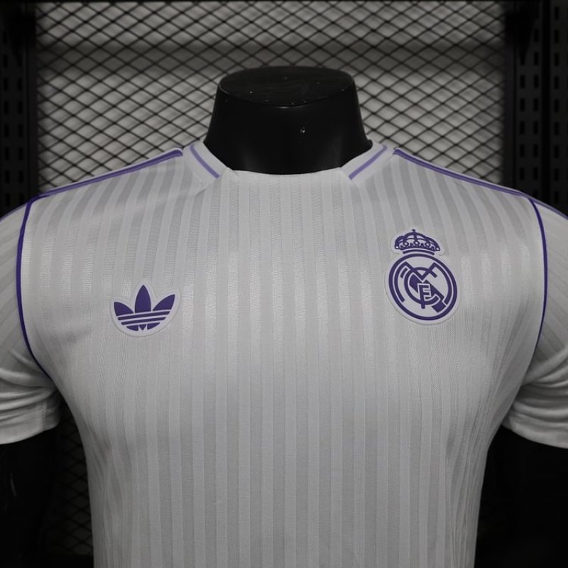 Player Version Real Madrid 2025 Retro Football Jersey