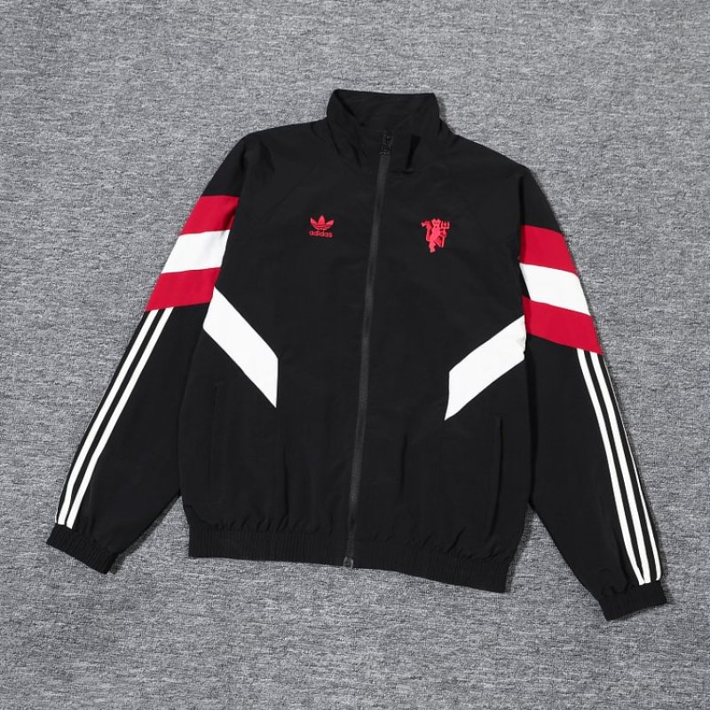 Manchester United 24/25 Retro Windbreaker Kit