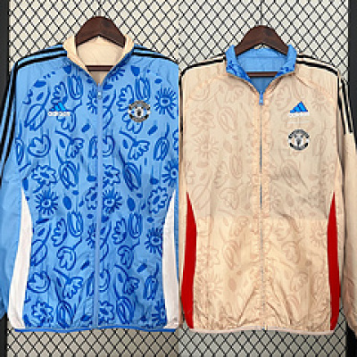 24/25 Manchester United Reversible Windbreaker Soccer Jersey