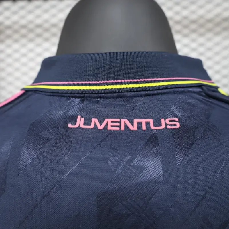 Player Edition - Juventus 24/25 Special Edition Jersey