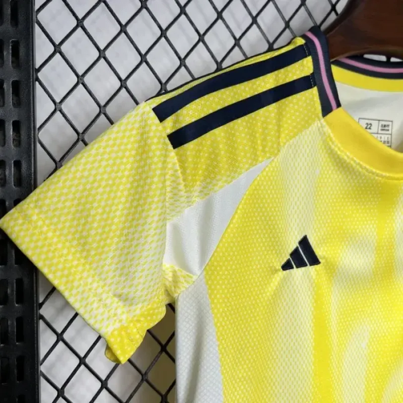 Juventus Away Shirt 24/25 Football Kit for Kids