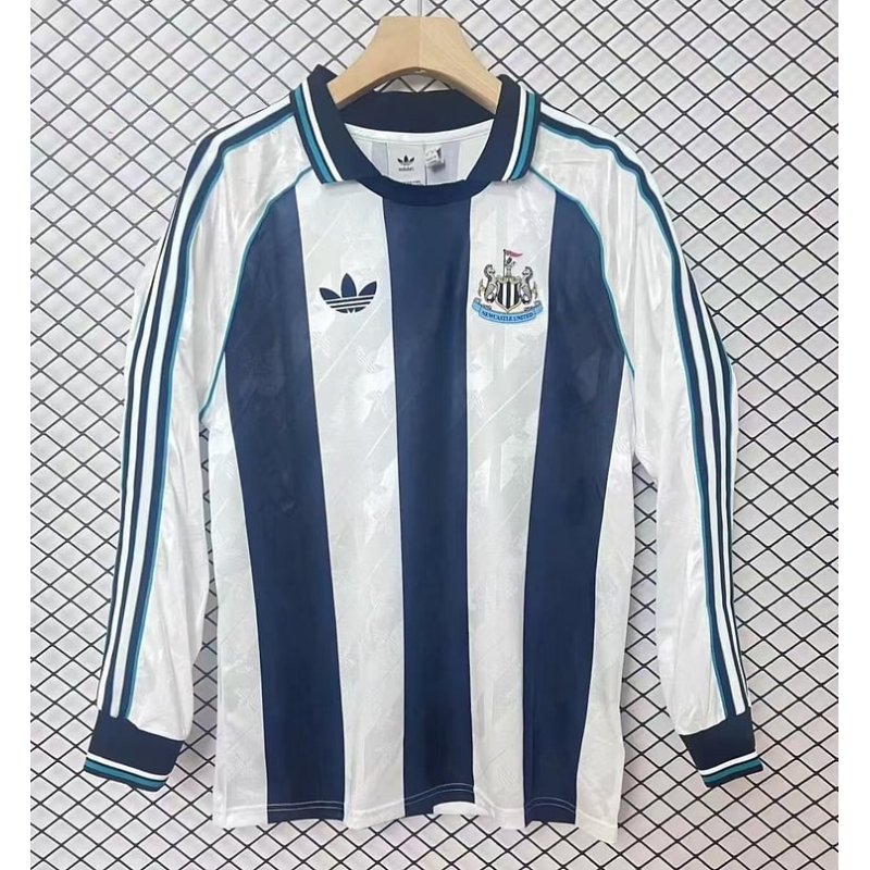 Newcastle United 24/25 Retro Special Edition Long Sleeve Shirt