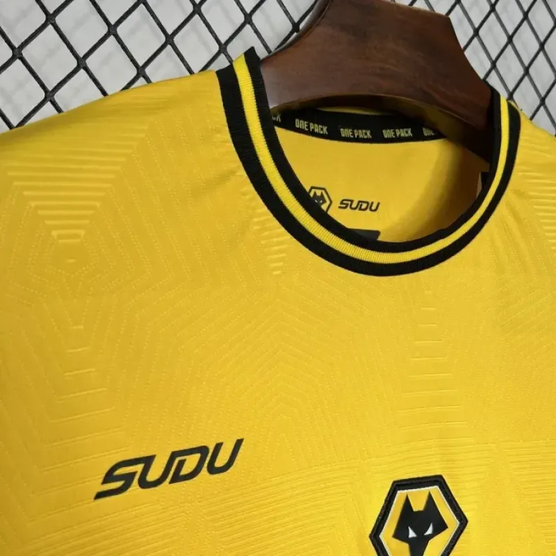 Wolves Home Jersey 24/25 Football Kit