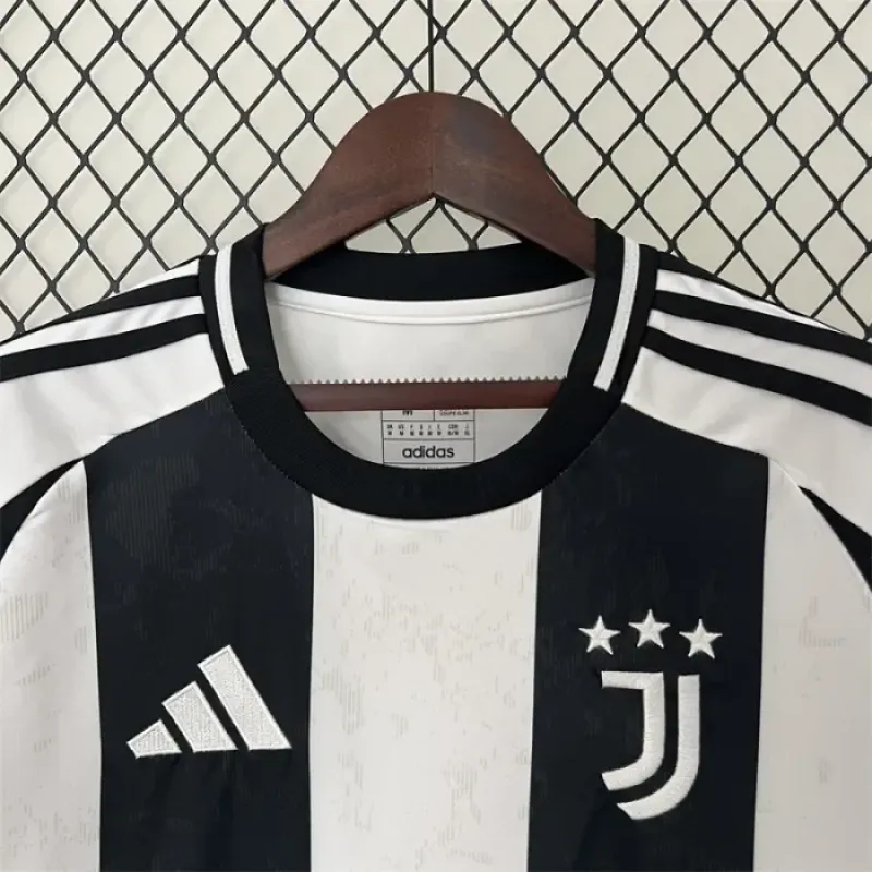 24/25 Juventus Home Soccer Jersey