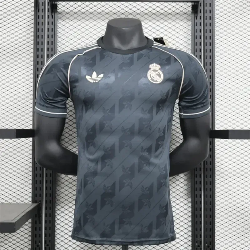 Player Version Real Madrid Black Retro Jersey 24/25 Football Jersey
