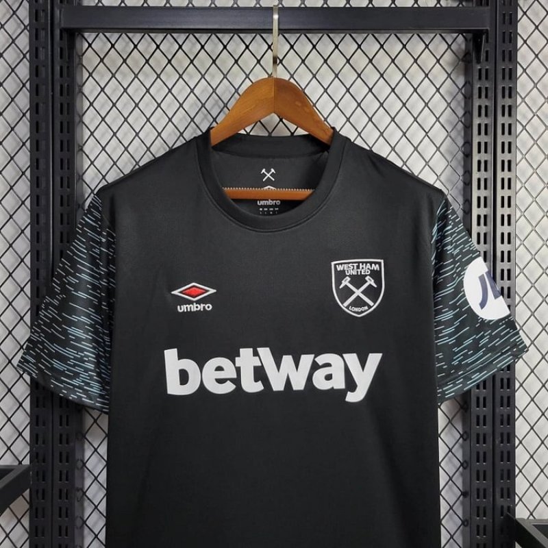 West Ham United 24/25 Training Jersey (Black)