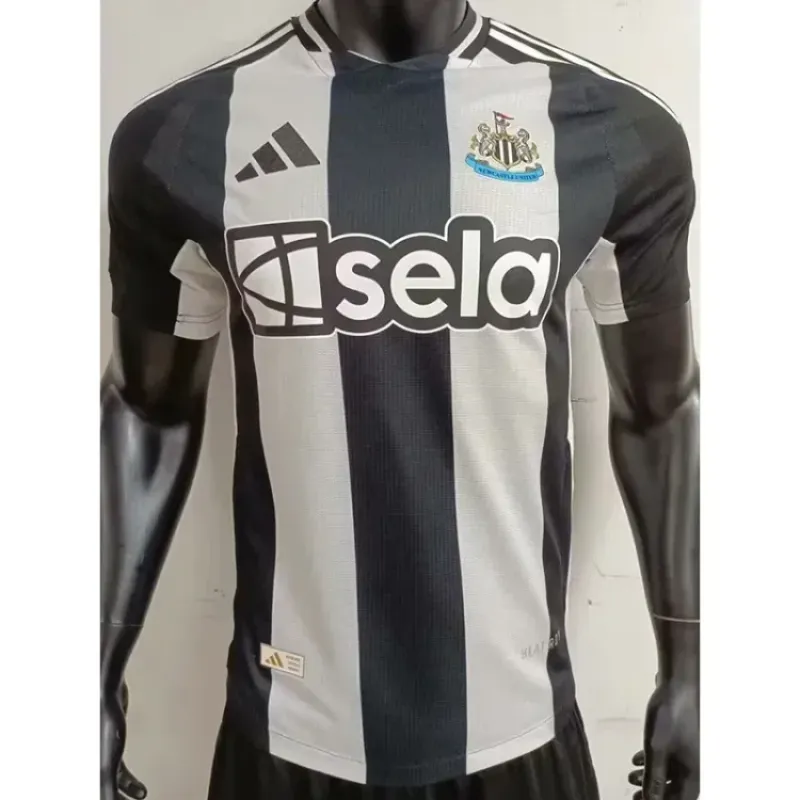 24/25 Newcastle Home Black Player Soccer jersey