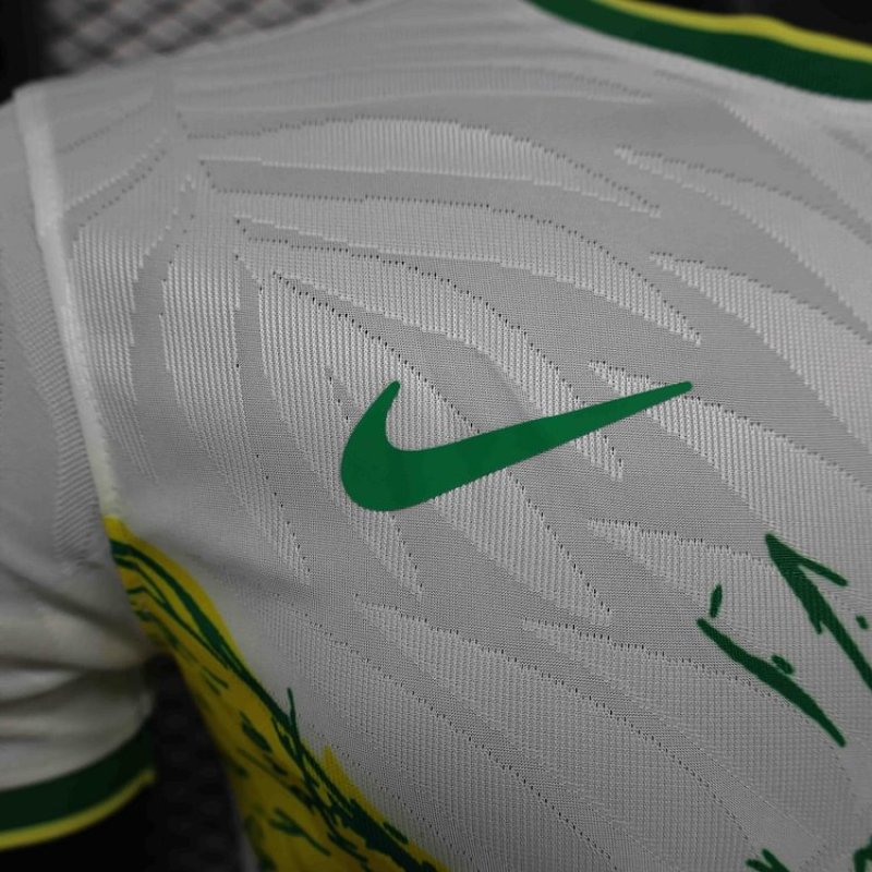 24/25 Brazil White BirdSpecial Edition Player Football Jersey