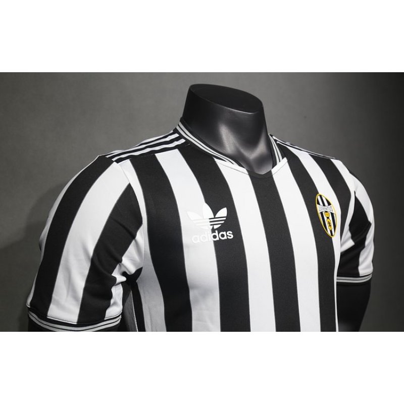 2024 Juventus Retro Training Jersey