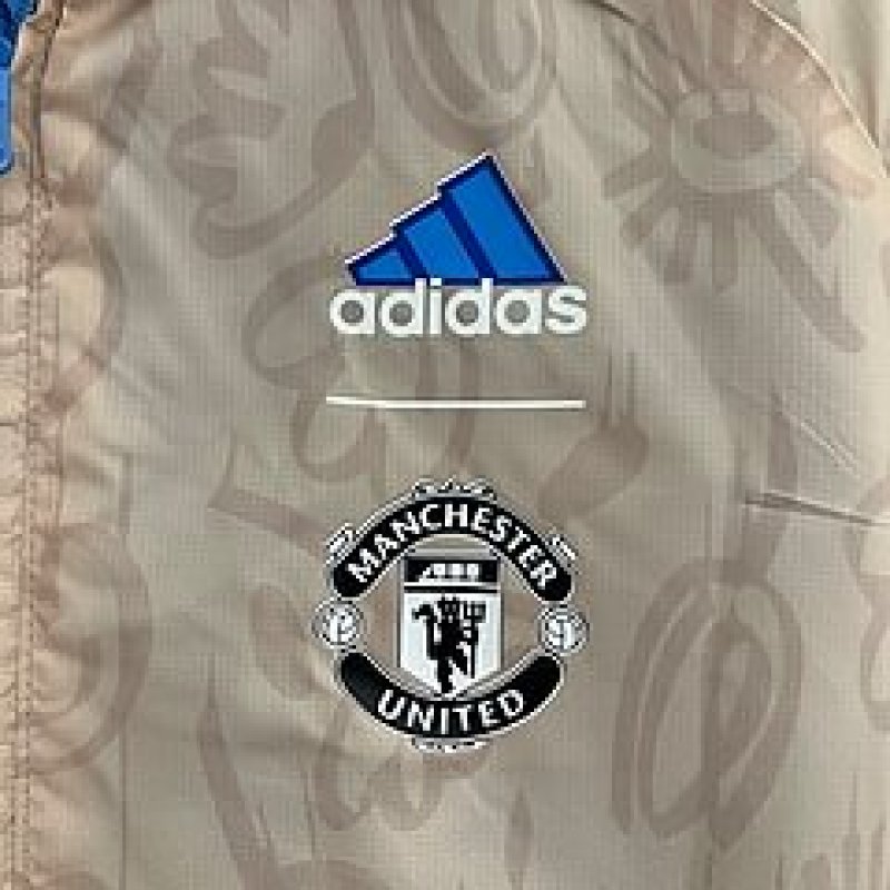24/25 Manchester United Reversible Windbreaker Soccer Jersey