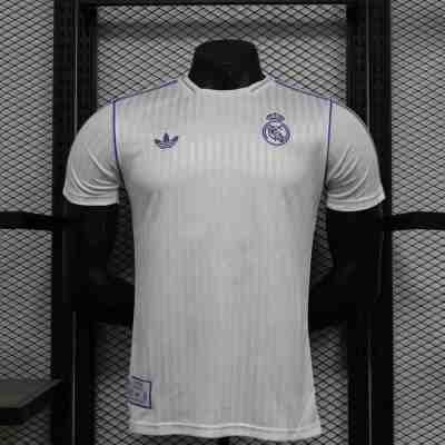 Player Version Real Madrid 2025 Retro Football Jersey