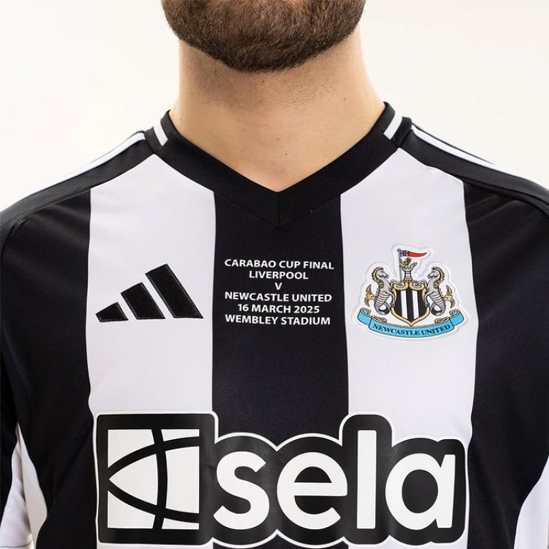 Newcastle United 24/25 Carabao Cup Final Jersey