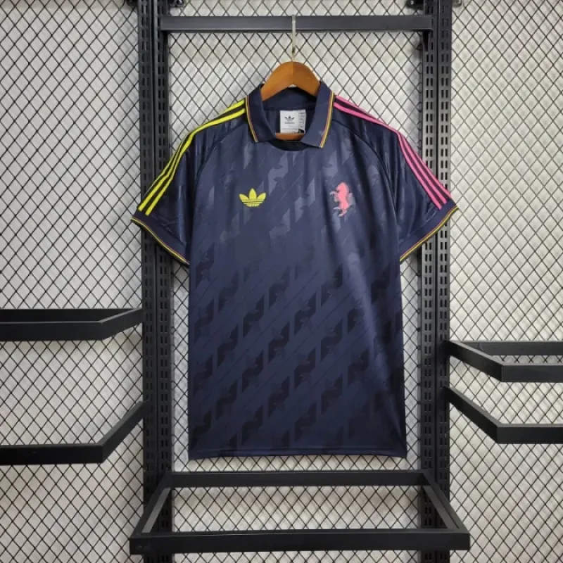 Juventus 24/25 Retro Football Jersey