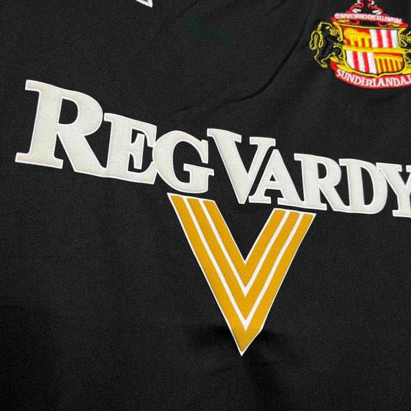 Sunderland 2005/2006 Retro Away Football Shirt