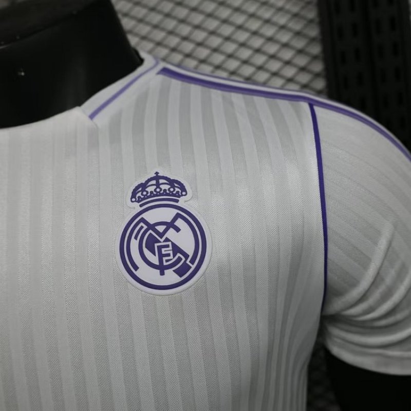 Player Version Real Madrid 2025 Retro Football Jersey