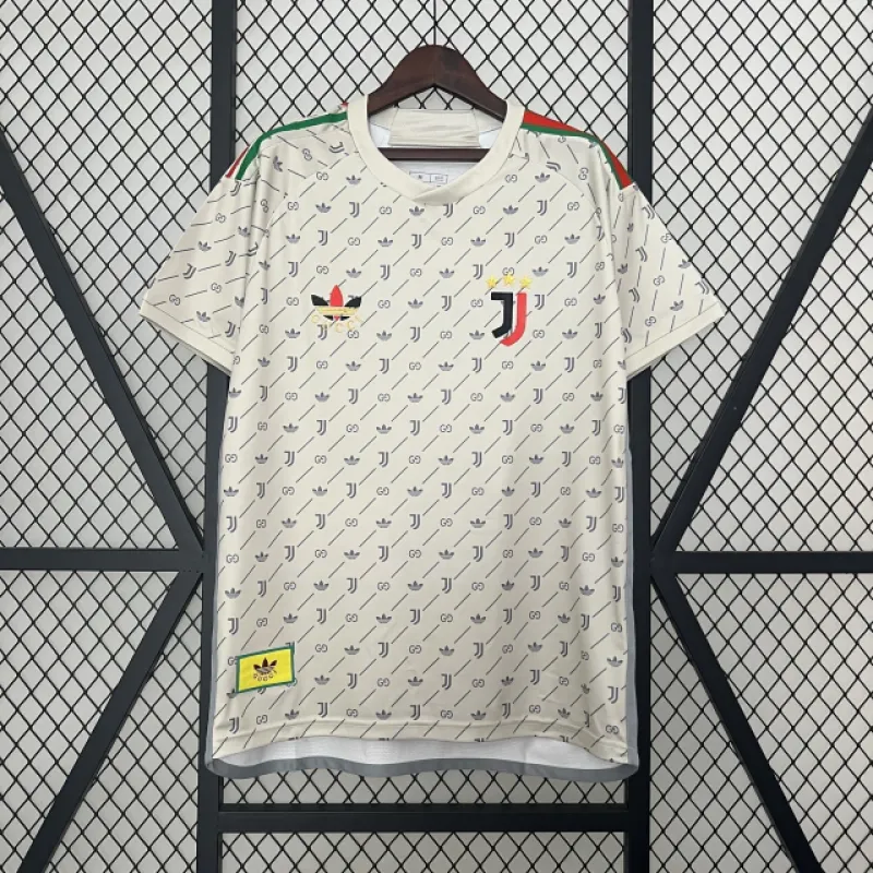 Player Edition - Juventus 24/25 Special Edition Jersey