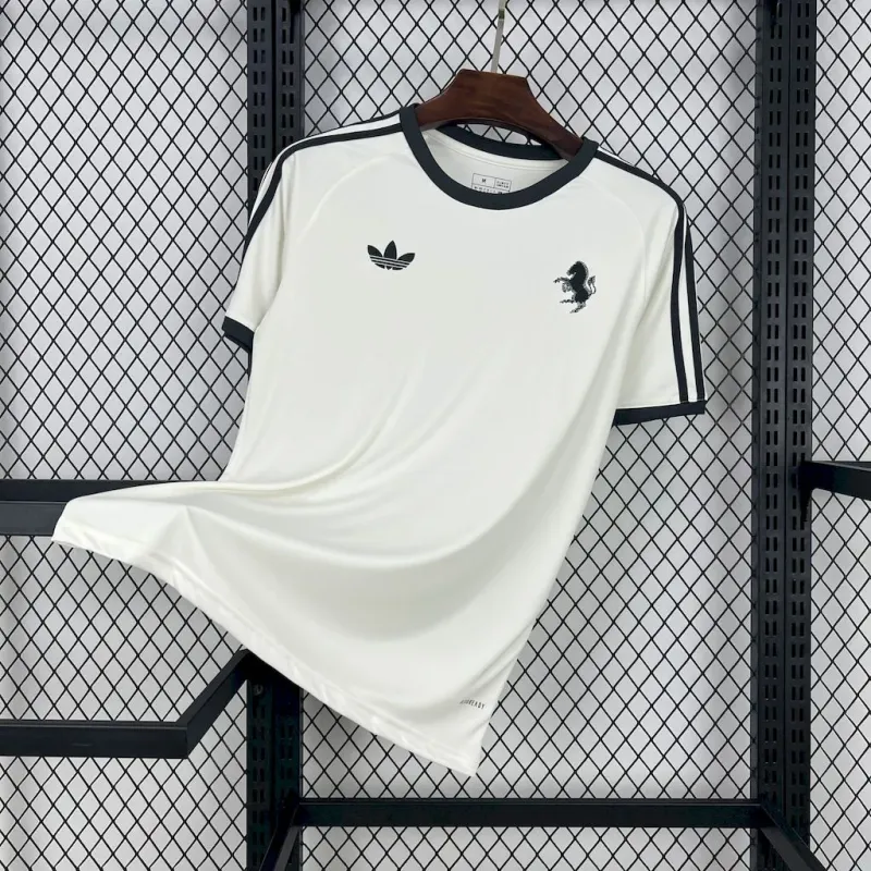 Juventus 24/25 Retro Jersey