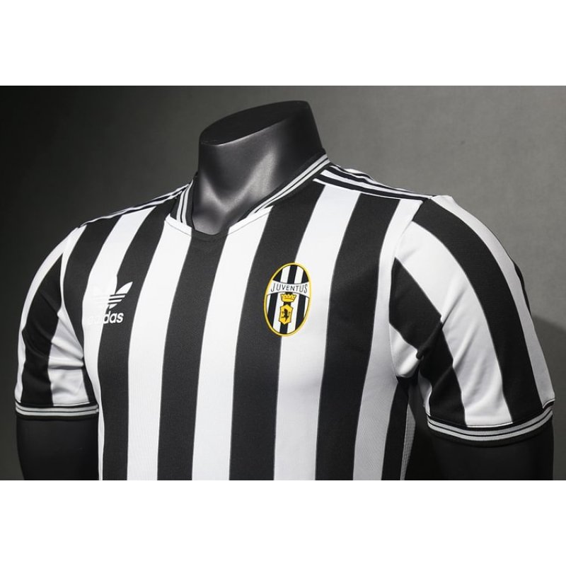 2024 Juventus Retro Training Jersey