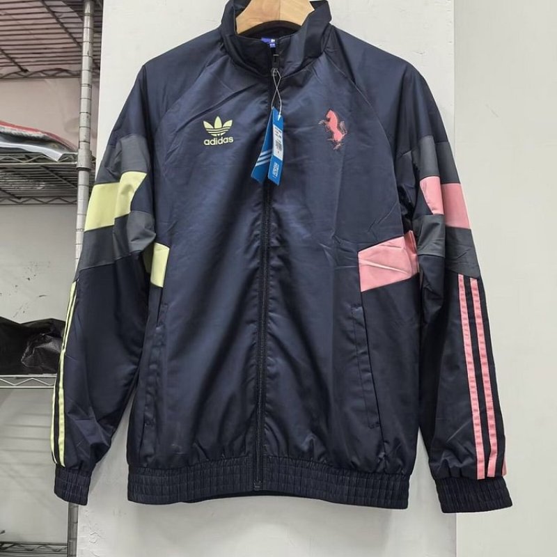 2023-2024 Juventus Reversible WindbreakerBlue-redSoccer Jersey 1:1 Thai Quality